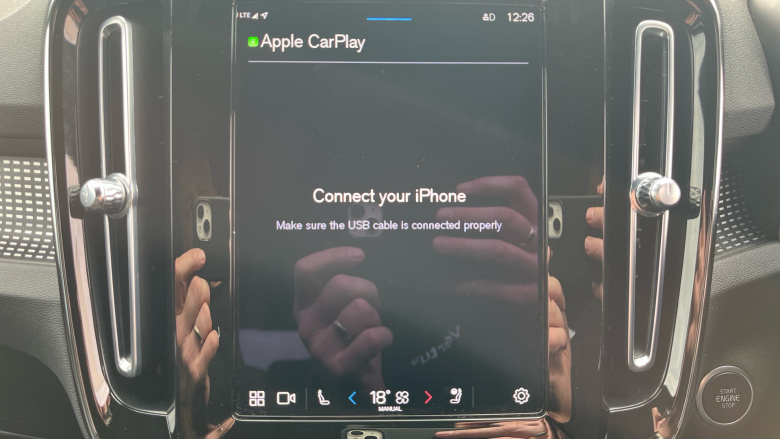 Volvo XC40 2.0 B4P Ultimate Dark 5dr Auto Petrol Estate